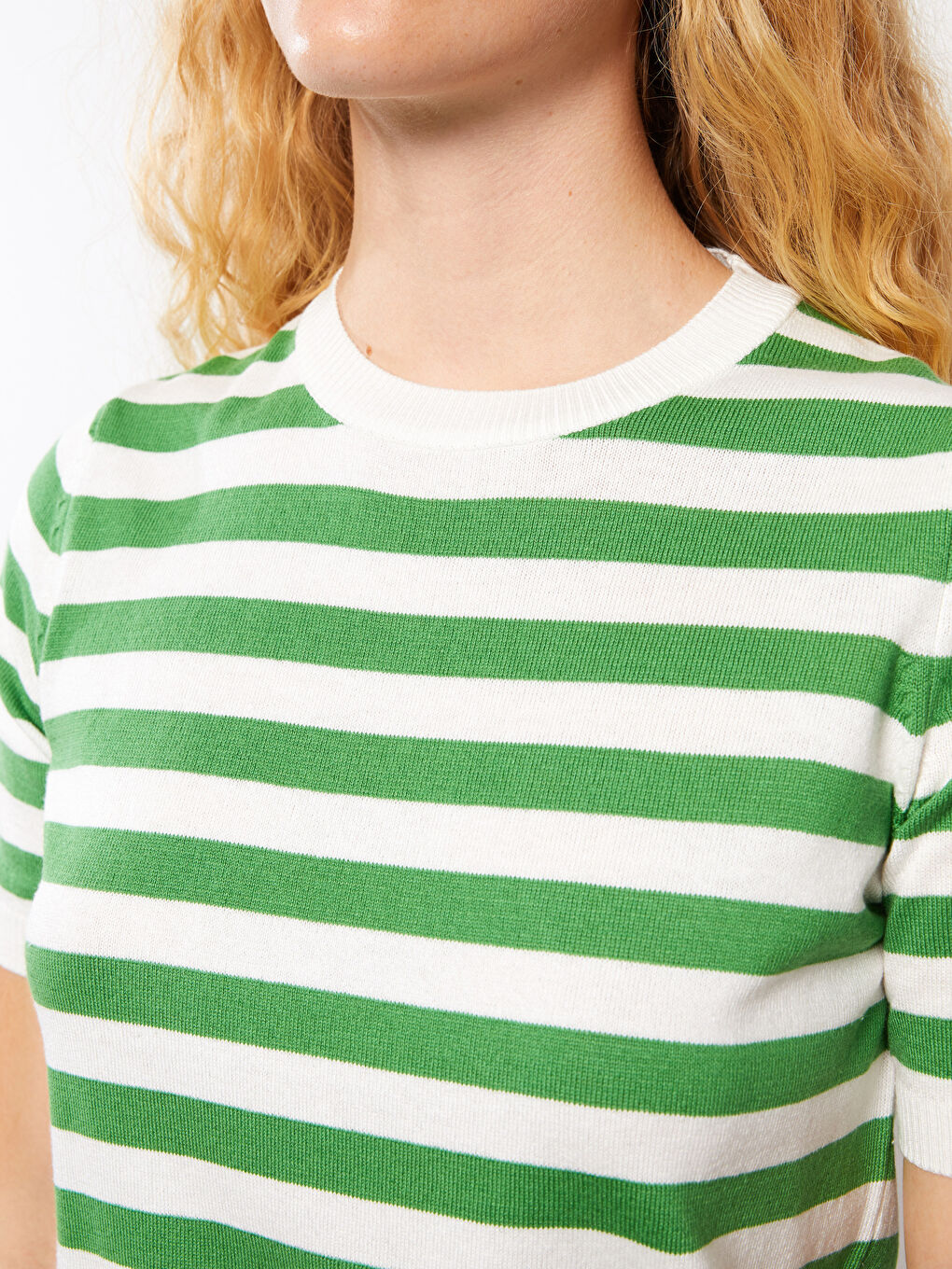 Crew Neck Striped Short Sleeve Women's Knitwear Sweater-3