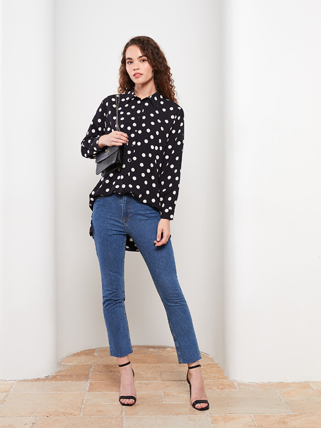 Siyah Puantiyeli Uzun Kollu Kadın Gömlek Tunik-2