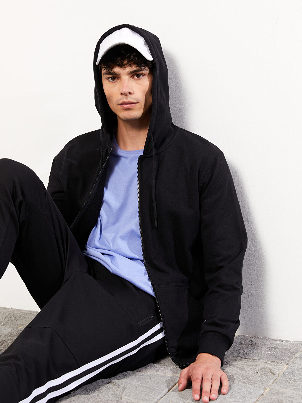 Standard Fit Hooded Men's Sports Cardigan -W2FE14Z8-CVL