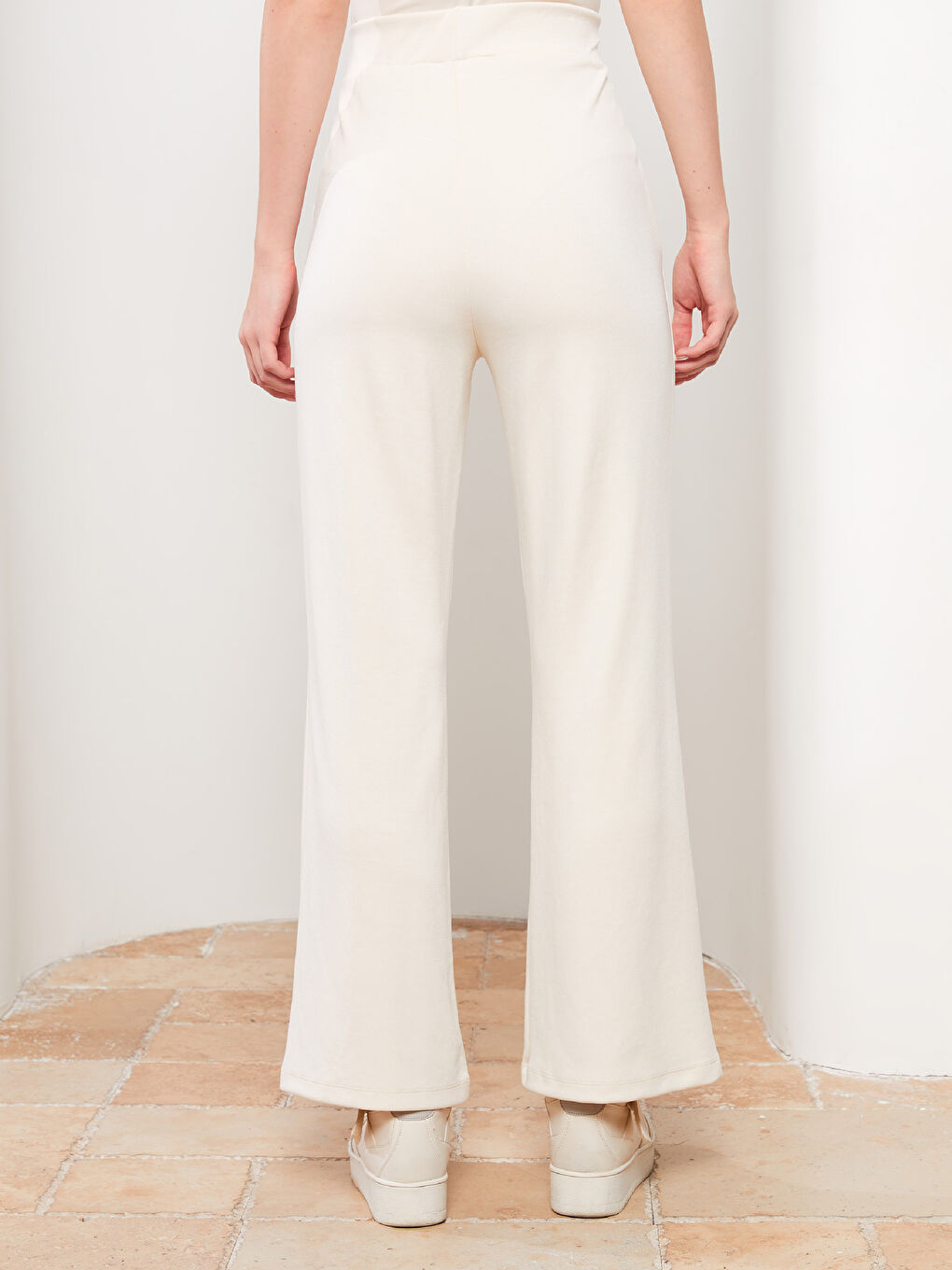 Ekru Kadın Beli Lastikli Düz Eşofman Altı-4