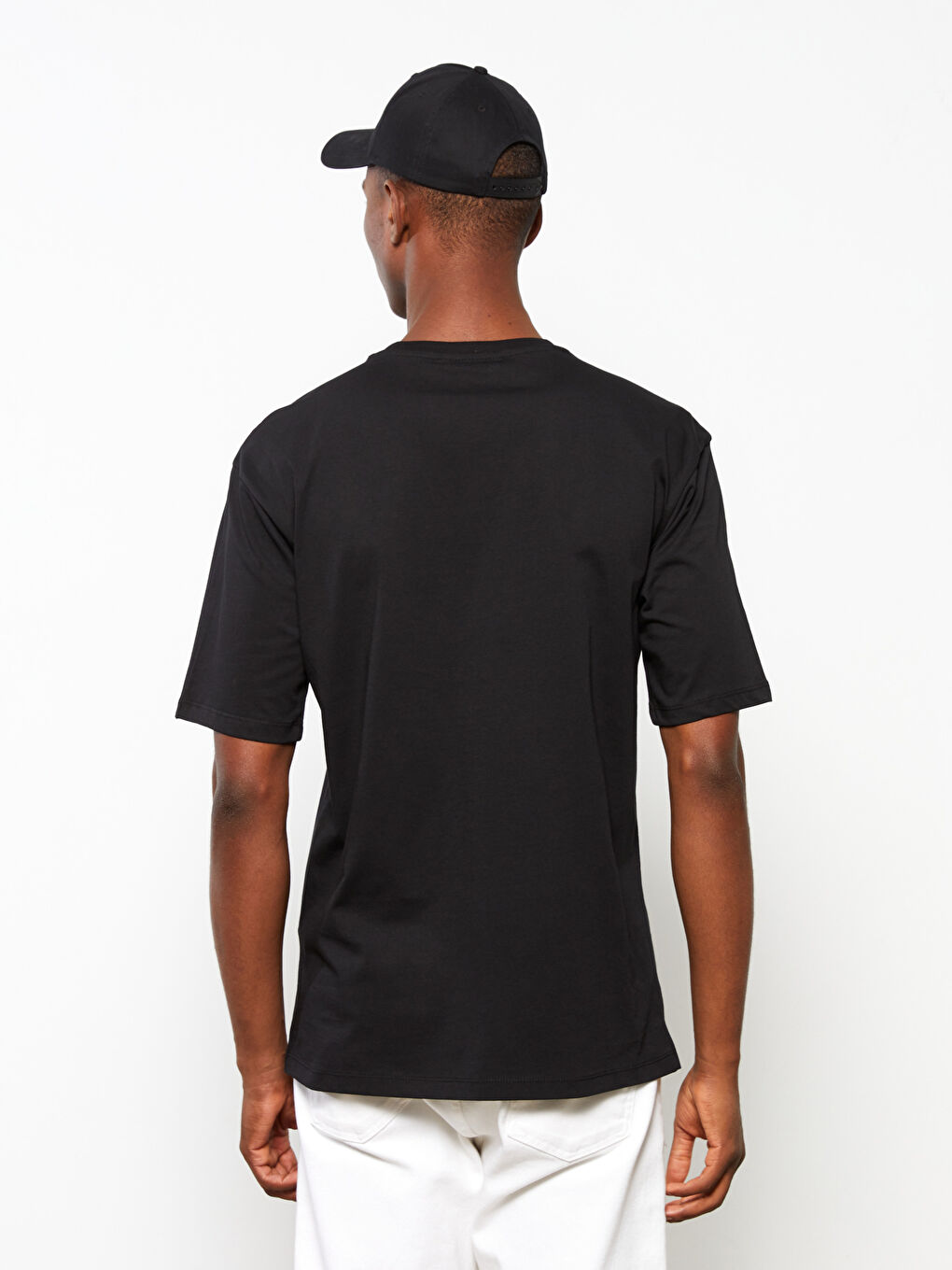 Siyah Bisiklet Yaka Kısa Kollu Baskılı Penye Erkek Tişört-4