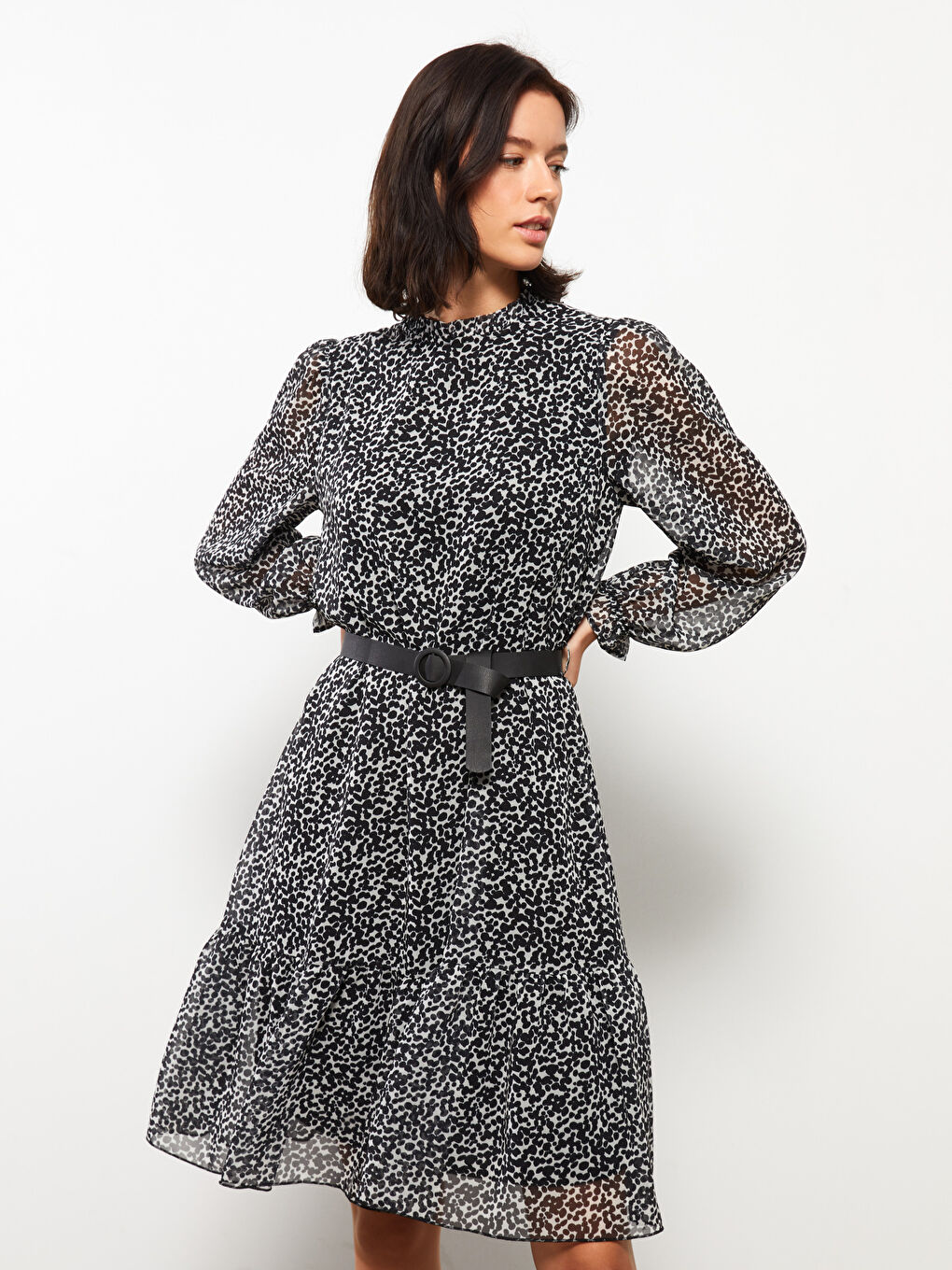 Siyah Dik Yaka Desenli Uzun Kollu Şifon Kadın Elbise-1