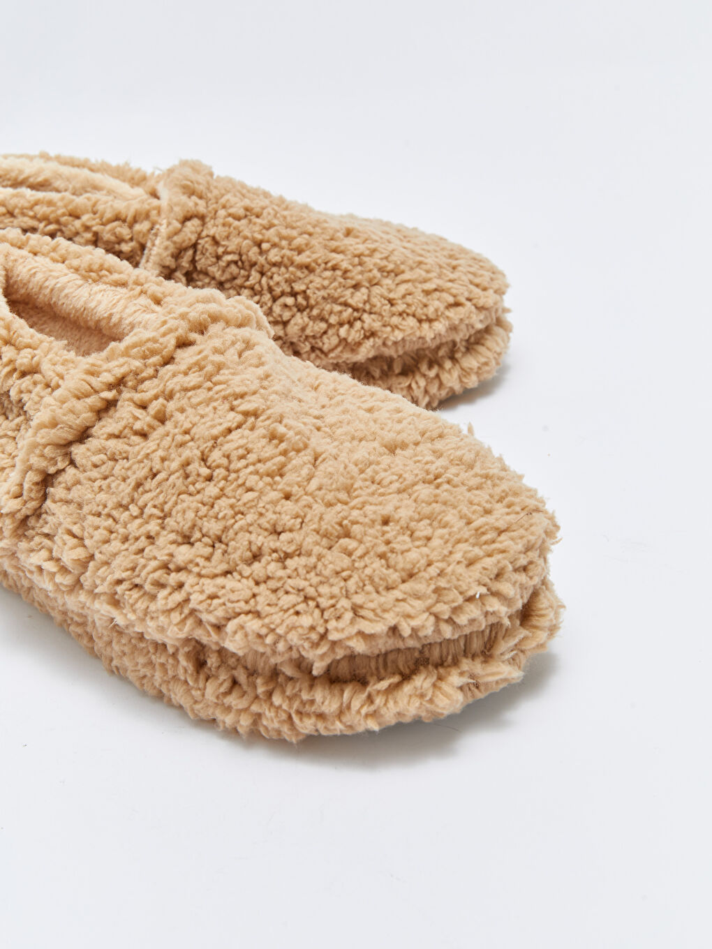 Bej Kadın Pelüş Panduf-2