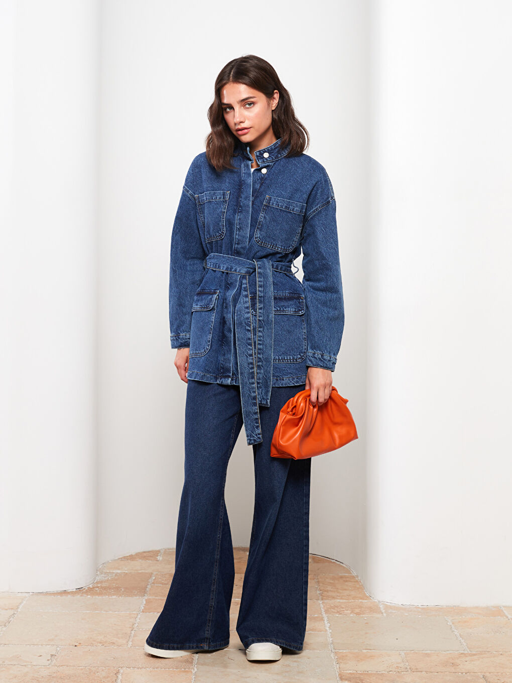 İndigo Dik Yaka Düz Uzun Kollu Kadın Jean Ceket