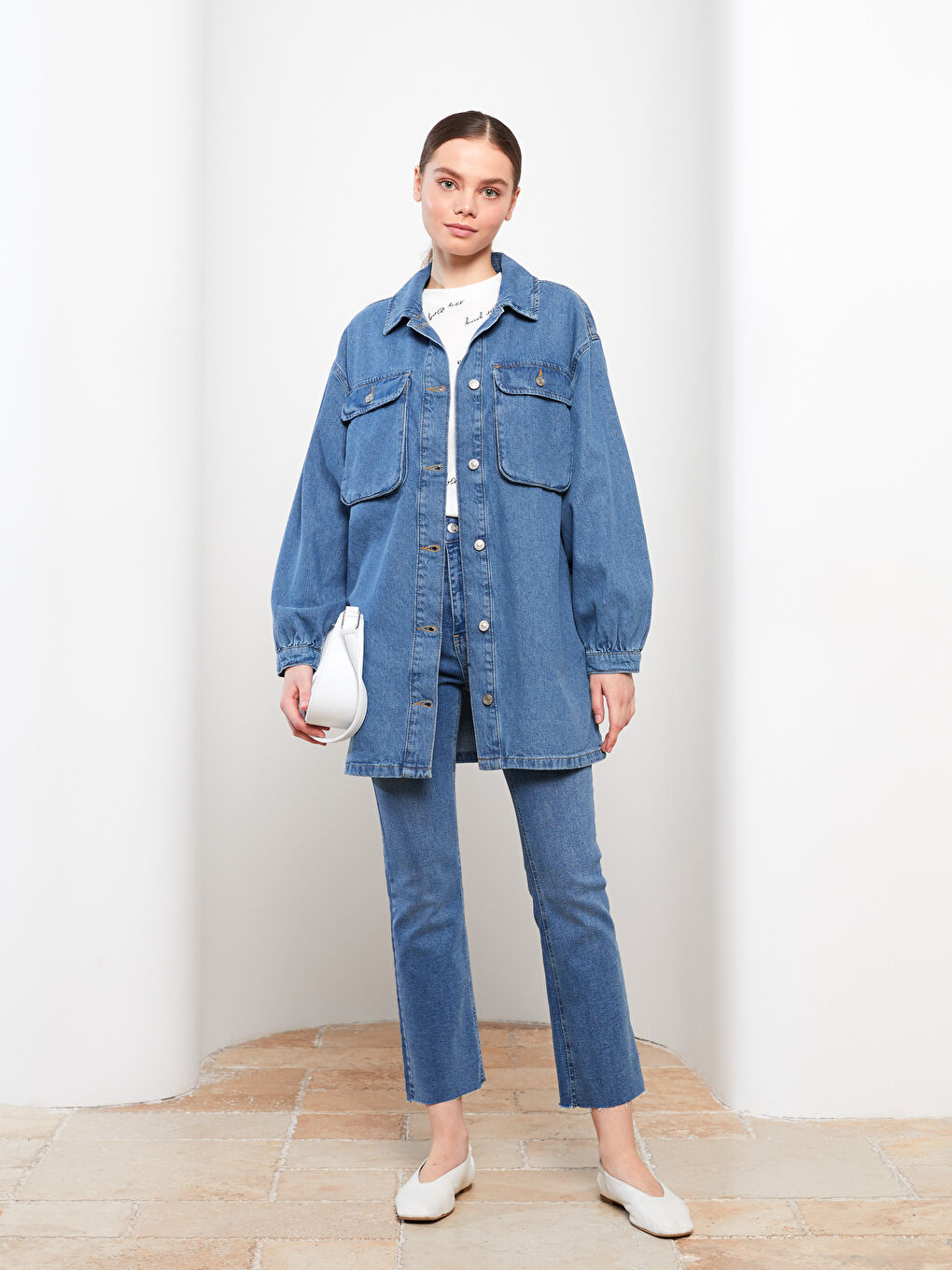 Collared Neck Women's Denim Jacket-2