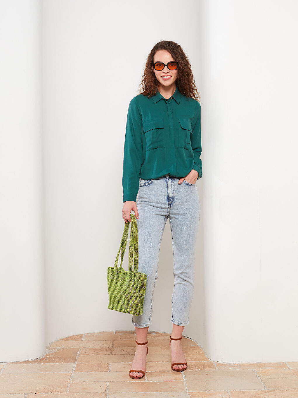 İndigo Kadın Mom Fit Düz Jean Pantolon