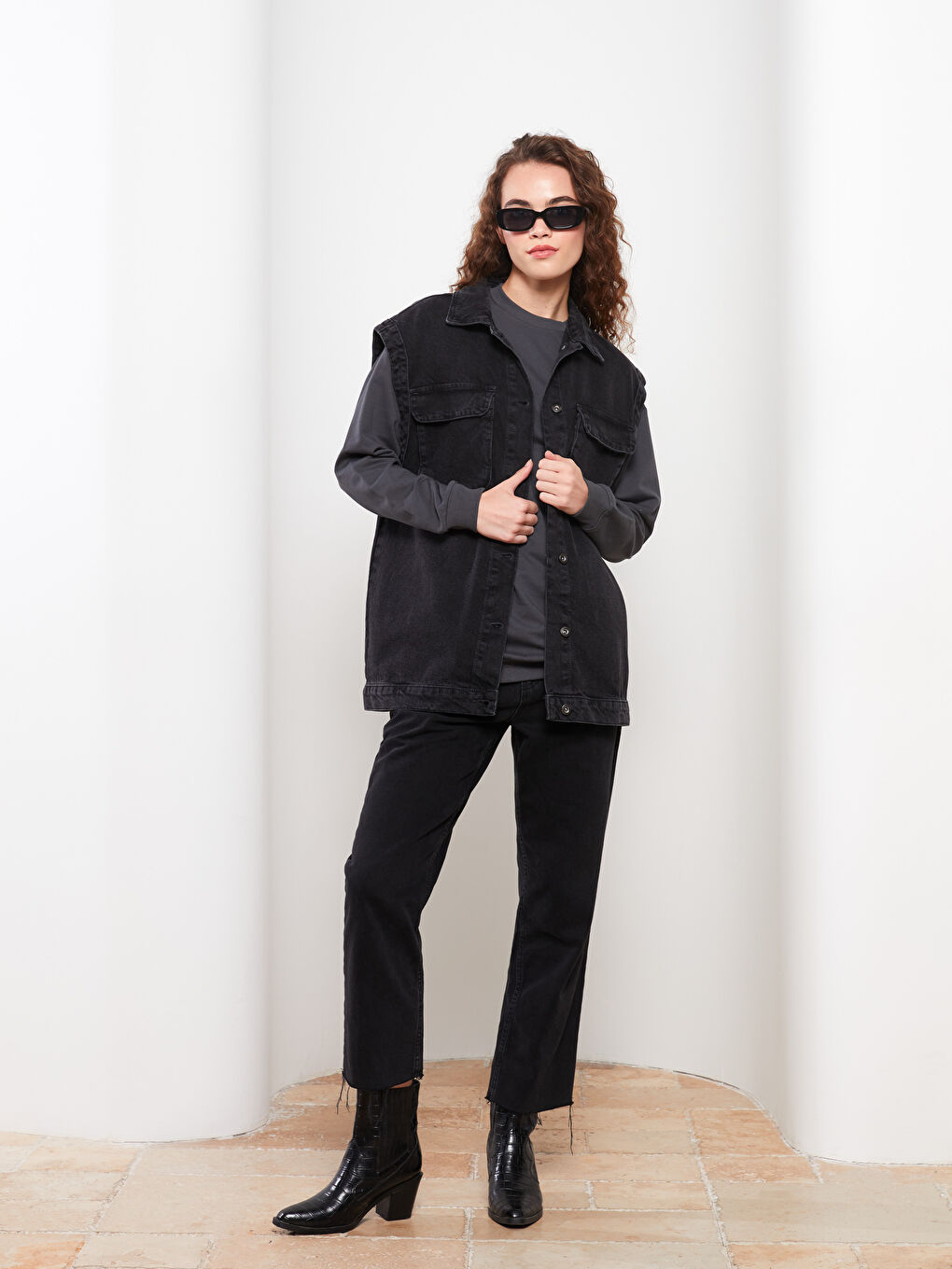 Siyah Kadın Gömlek Yaka Düz Jean Yelek-1