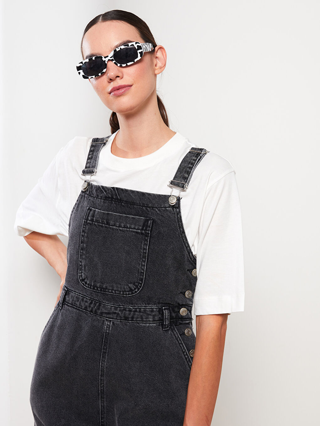 Gri Askılı Cep Detaylı Kadın Jean Elbise-1