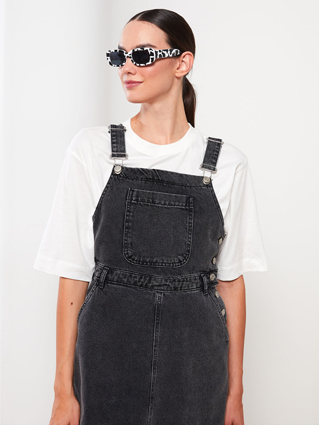 Gri Askılı Cep Detaylı Kadın Jean Elbise-2