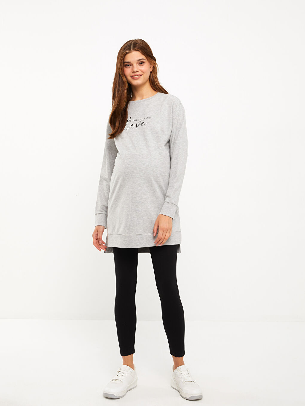 Tunică pentru gravide cu mânecă lungă și guler rotund imprimată-1