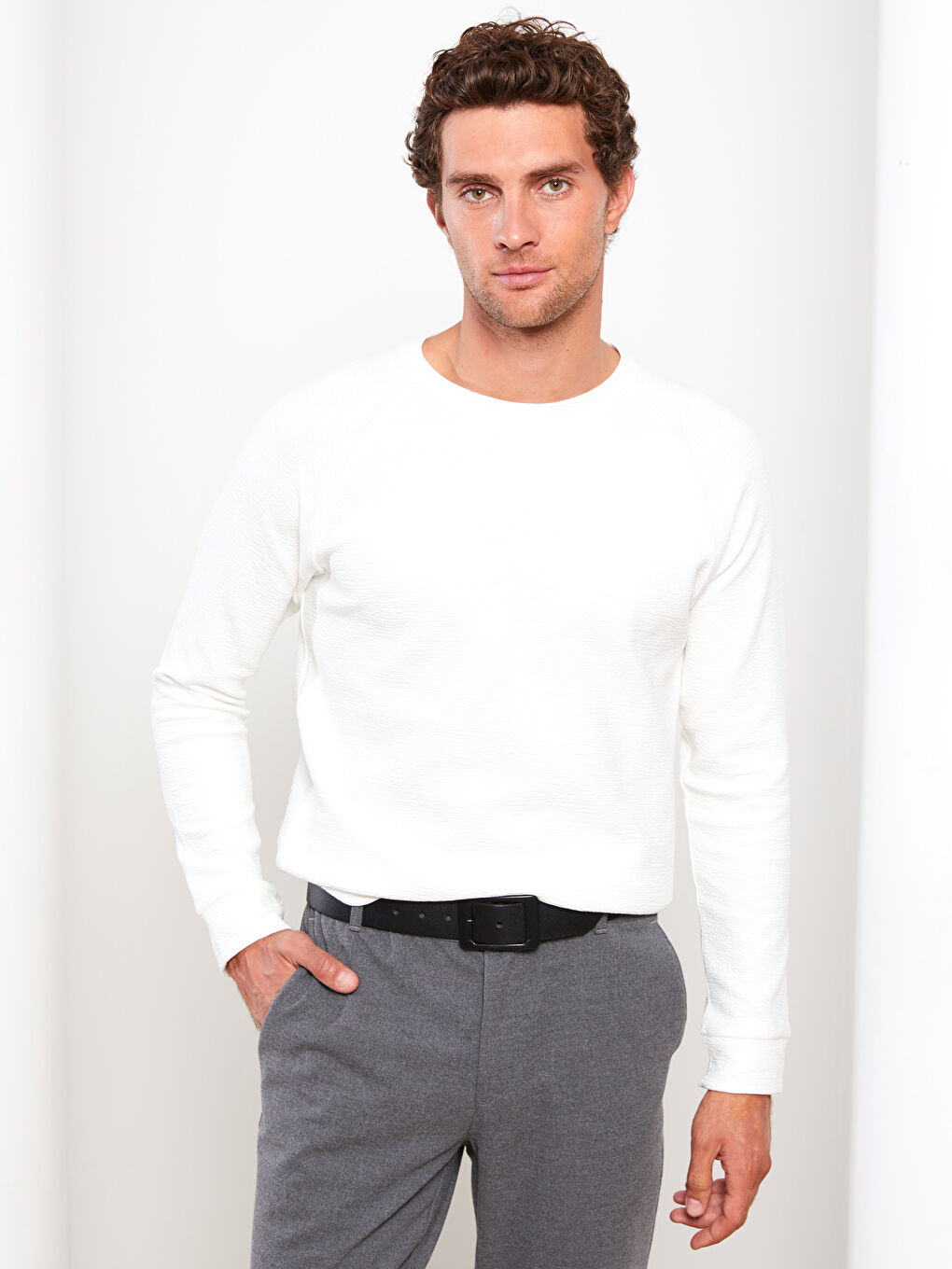 Ekru Bisiklet Yaka Uzun Kollu Erkek Sweatshirt-4