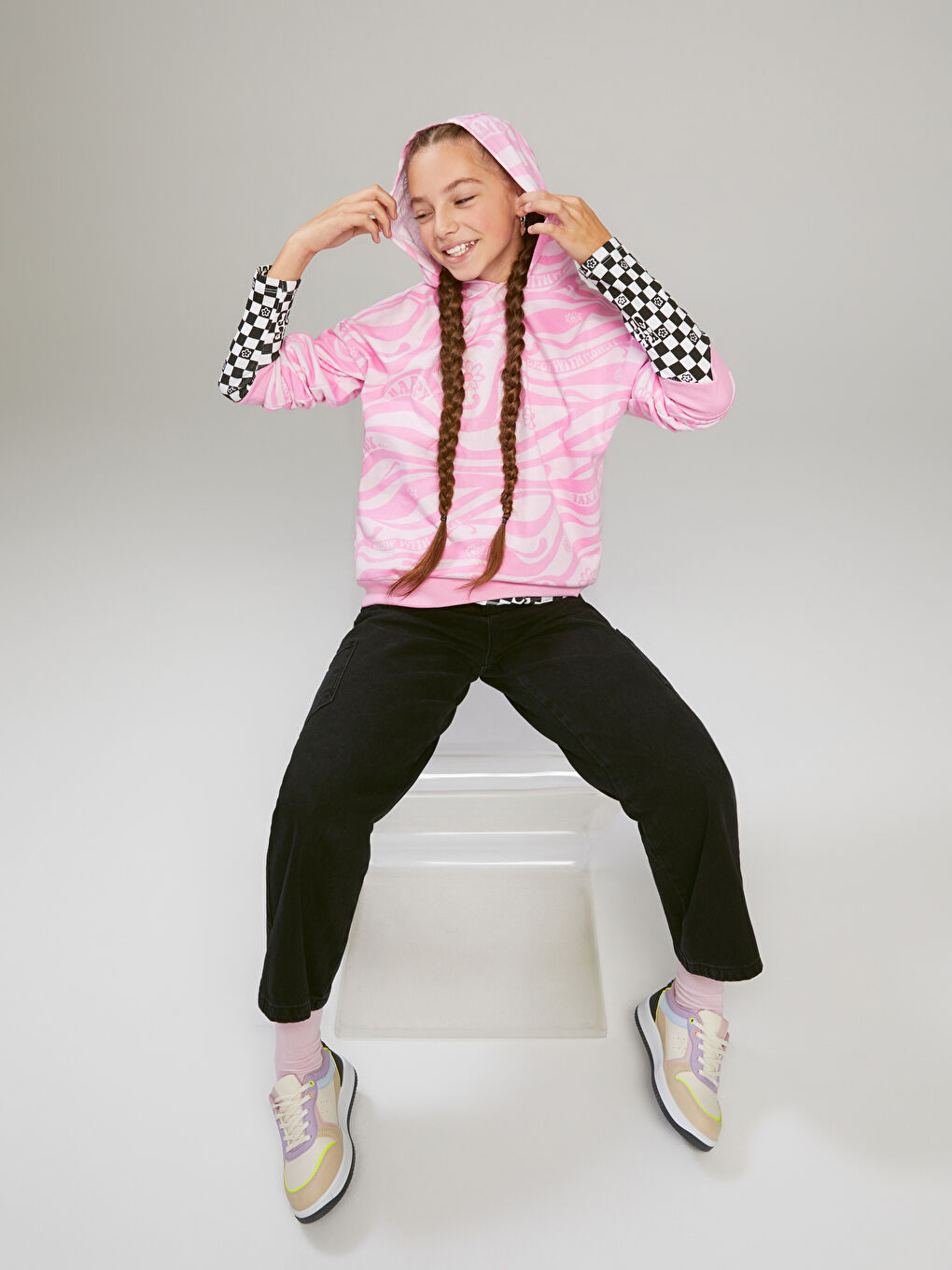 LCW Kids Basic Cotton Bell-Bottoms Girl Denim Trousers -W2FI32Z4-326