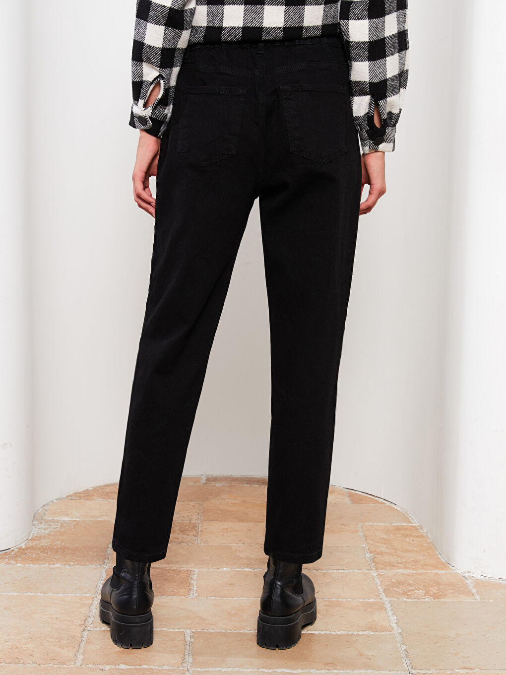 نساء جينز موم فيت بسيط-4