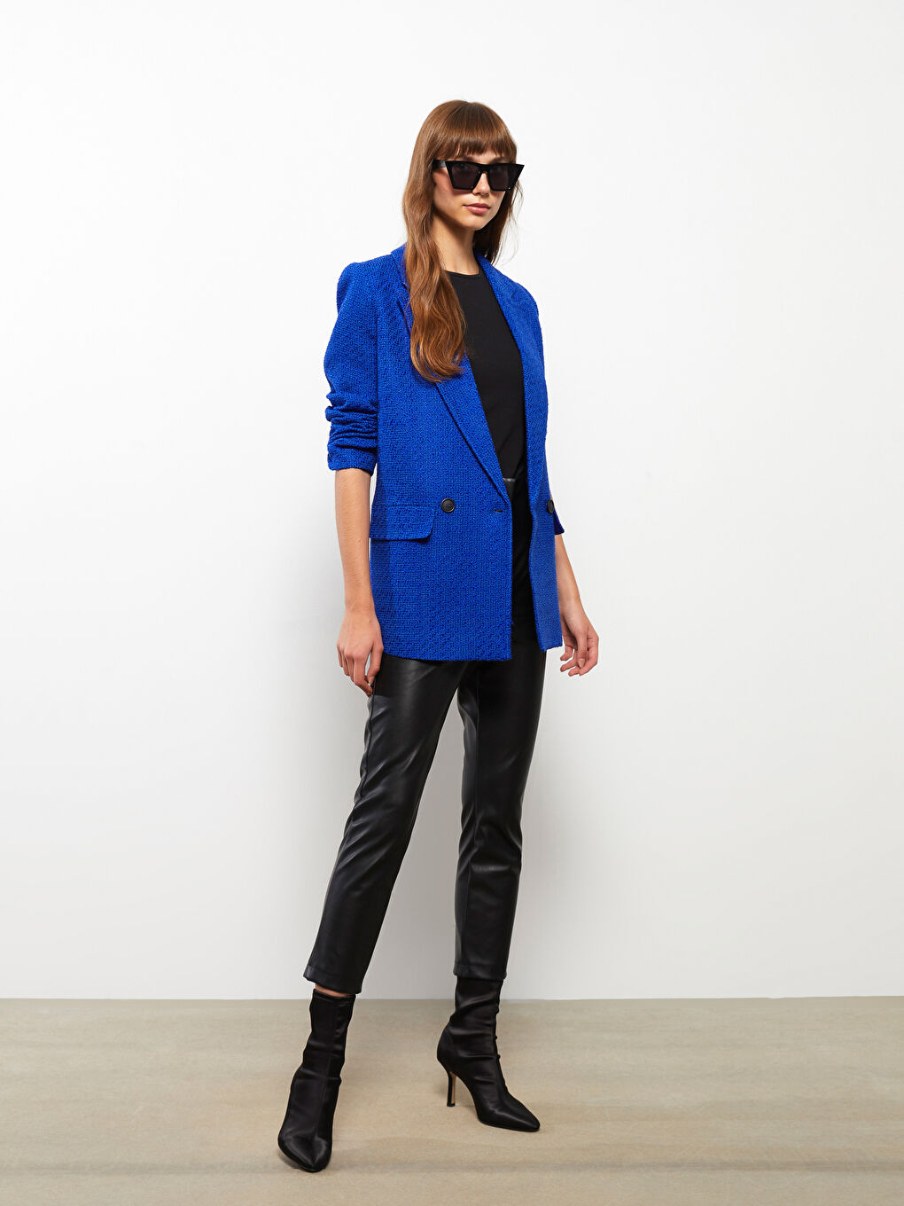 جاكيت طويل كم طويل تيويد للسيدات