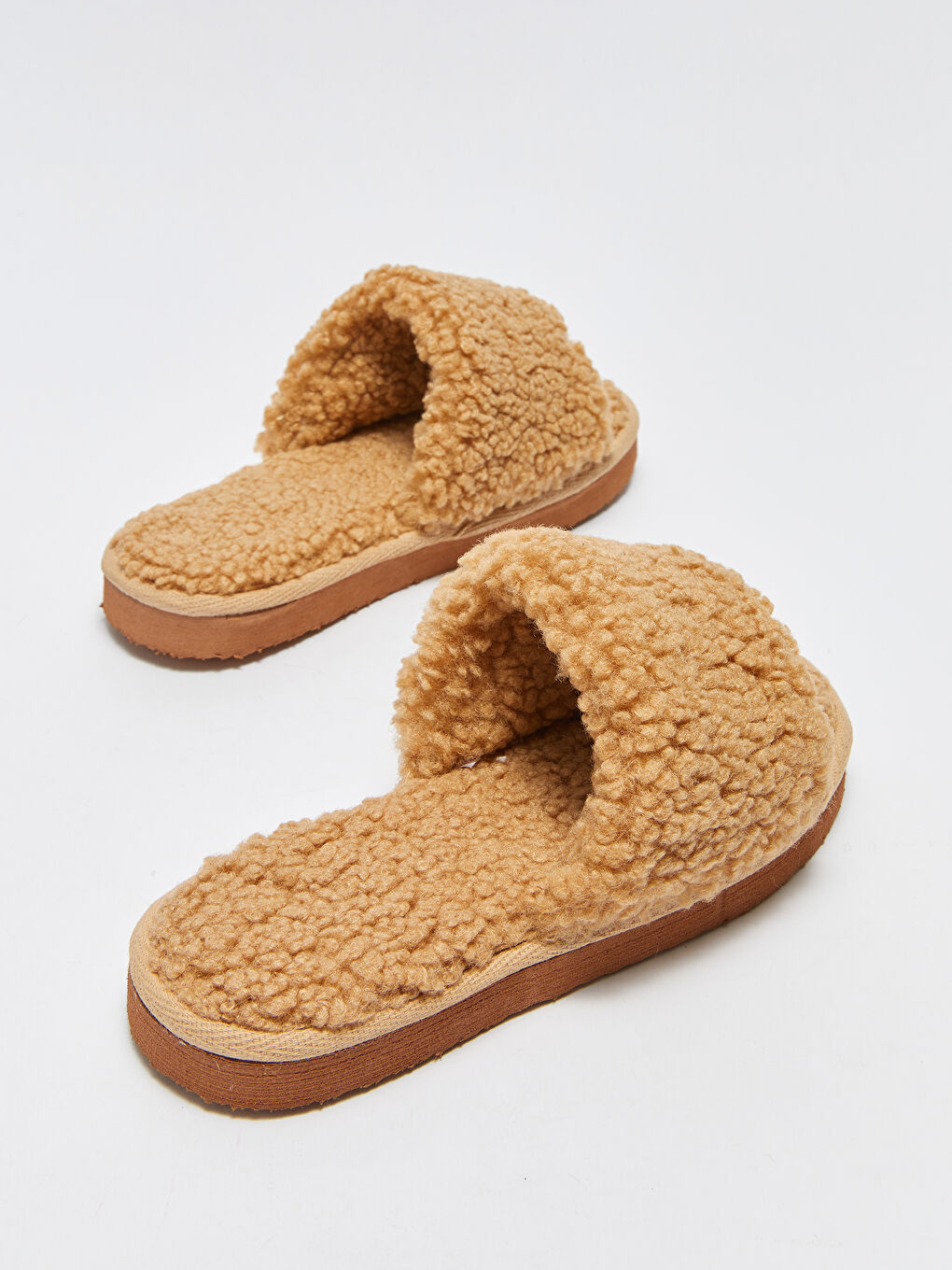 Bej Kadın Pelüş Ev Terliği-3