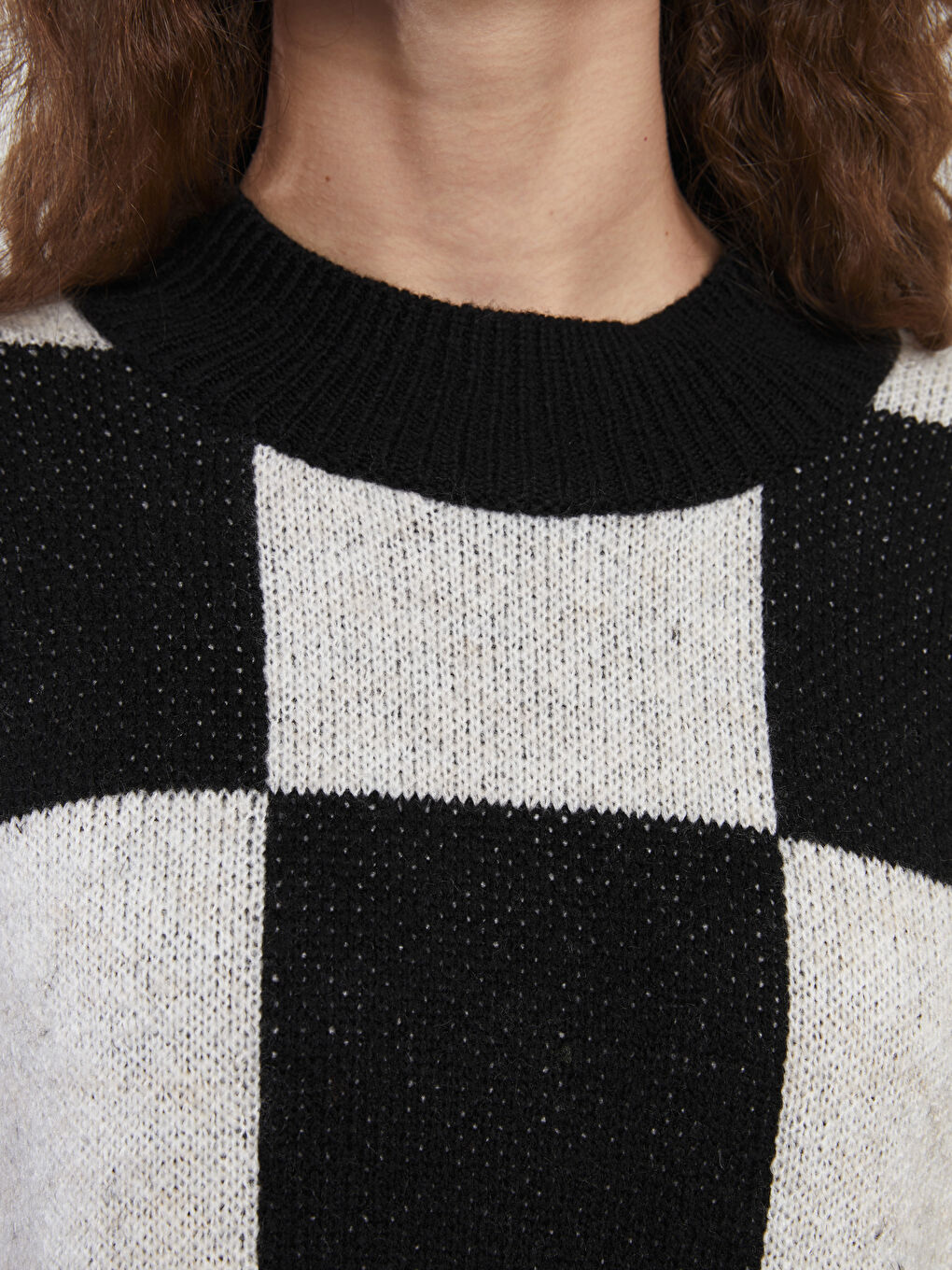 Siyah Bisiklet Yaka Desenli Uzun Kollu Oversize Kadın Triko Tunik-3