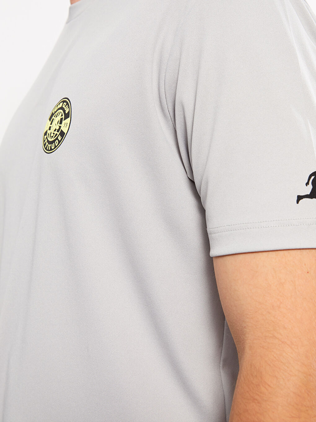 Gri Bisiklet Yaka Kısa Kollu Erkek Spor Tişört-2