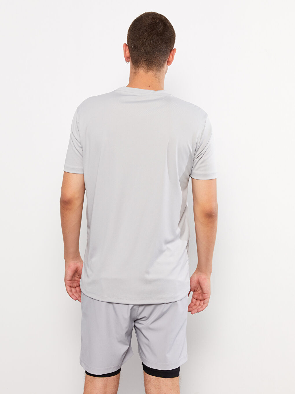 Gri Bisiklet Yaka Kısa Kollu Erkek Spor Tişört-3