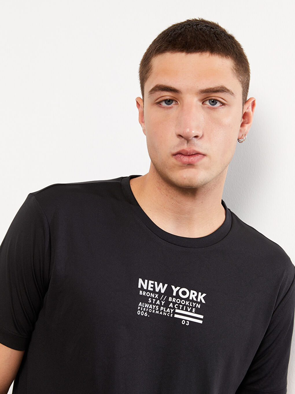 Siyah Bisiklet Yaka Kısa Kollu Baskılı Erkek Spor Tişört-2