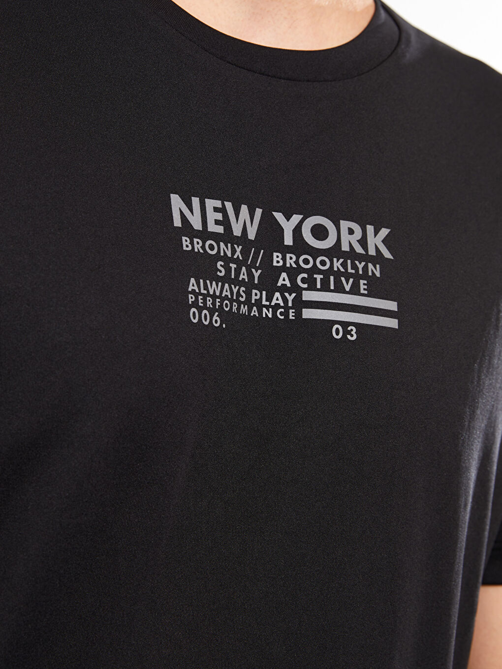 Siyah Bisiklet Yaka Kısa Kollu Baskılı Erkek Spor Tişört-3