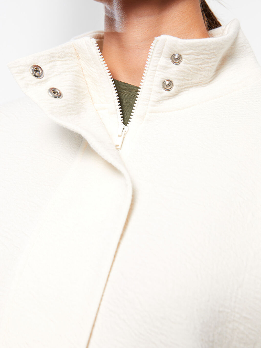 Ekru Dik Yaka Düz Uzun Kollu Kadın Tunik-3