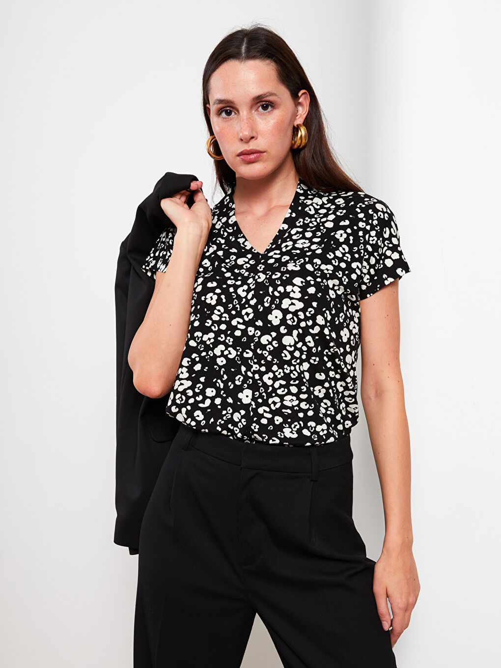 Tricou pentru Femei cu Mânecă Scurtă și Model, Decolteu în V-1