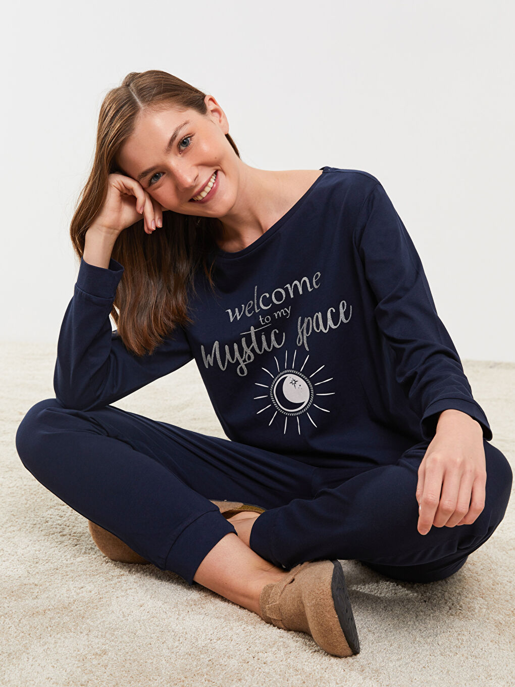 Lacivert Bisiklet Yaka Baskılı Uzun Kollu Kadın Pijama Takımı