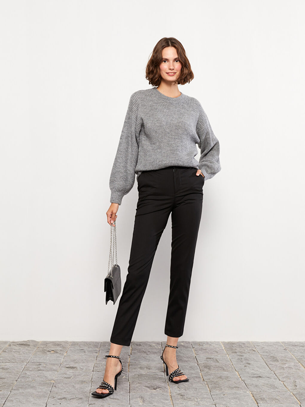 LCW Vision Women's Regular Waist Standard Fit Regular Trousers -W2FM05Z8-RQN