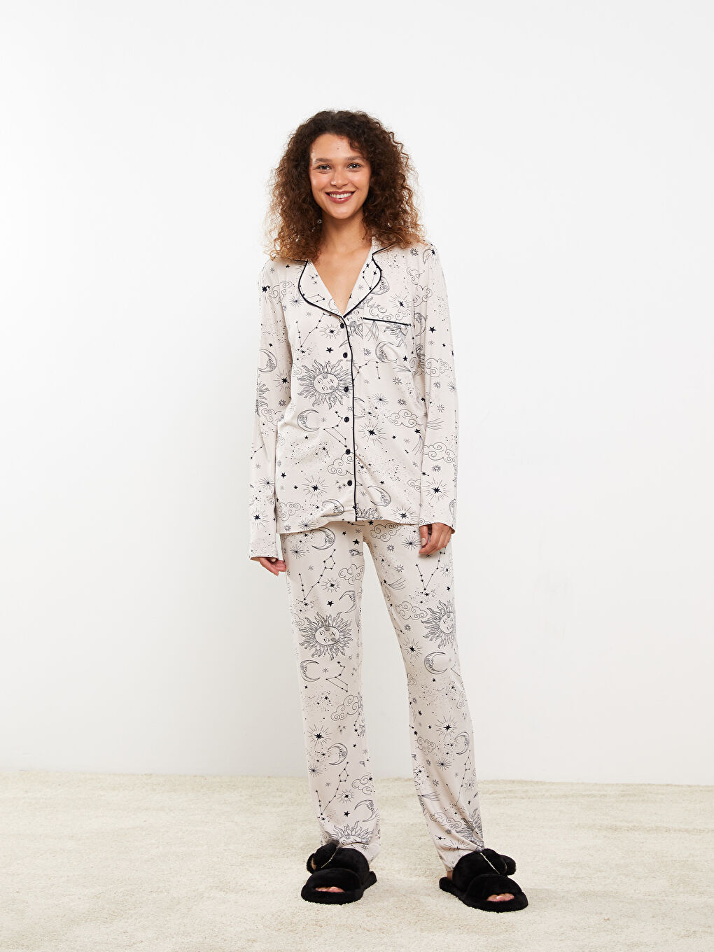 Ekru Gömlek Yaka Desenli Kadın Pijama Takımı-3