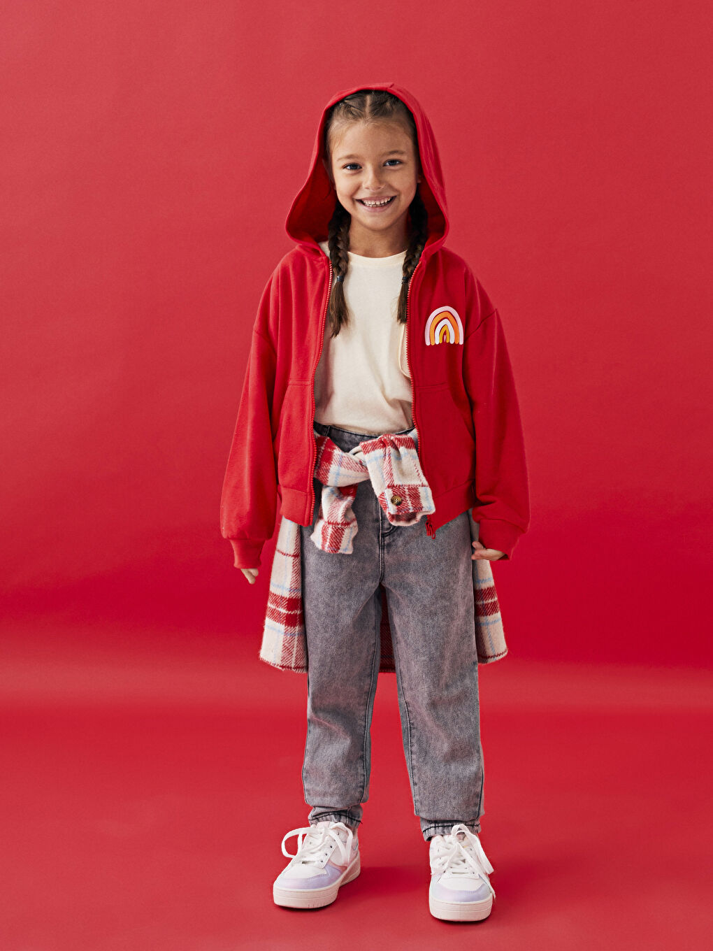 Kırmızı Kapüşonlu Baskılı Uzun Kollu Kız Çocuk Fermuarlı Sweatshirt