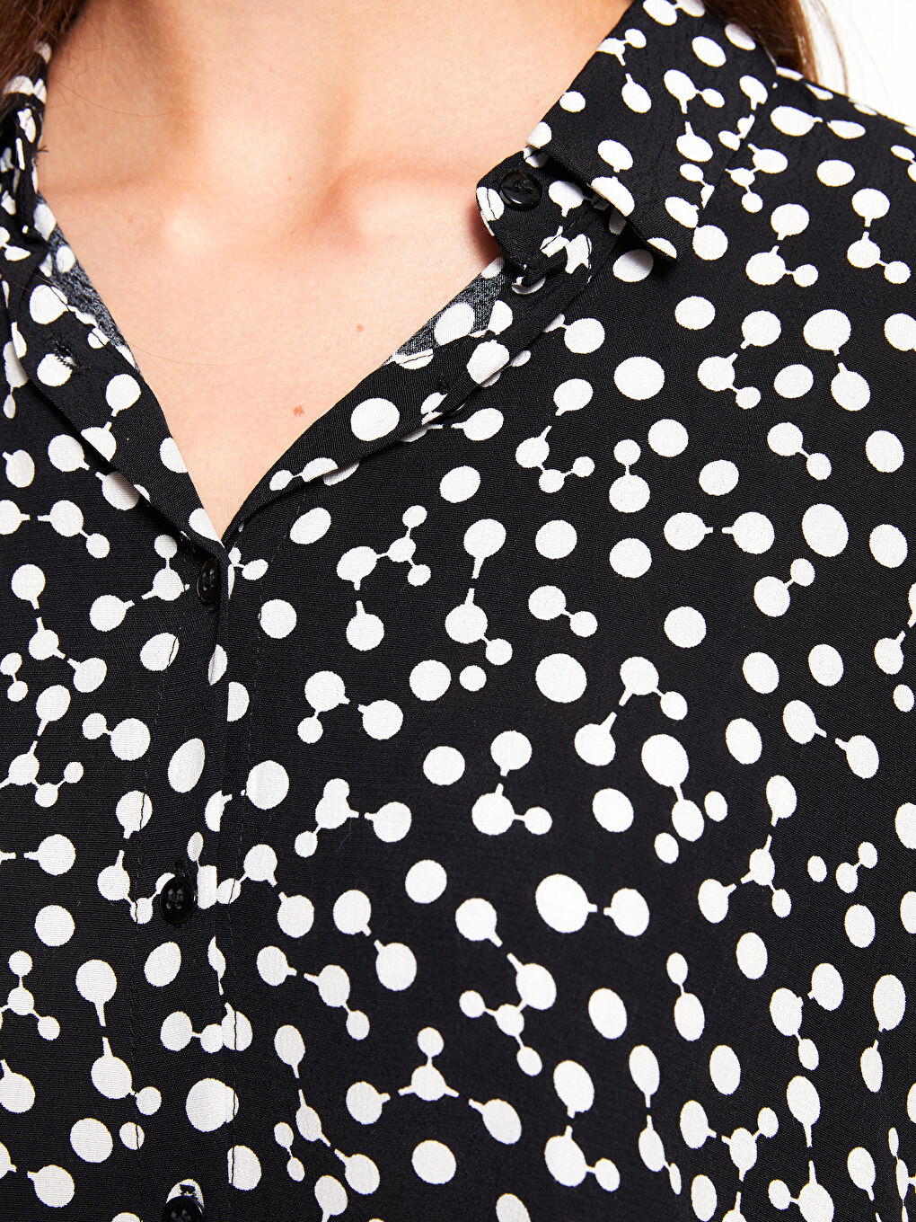 Siyah Desenli Uzun Kollu Viskon Kadın Gömlek-3