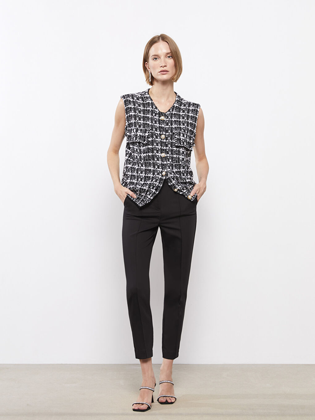 Siyah Kadın Dar Fit Düz Pantolon-1