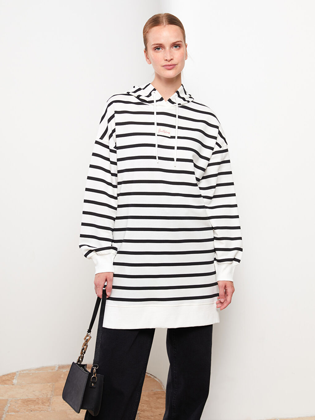 Siyah Kapüşonlu Çizgili Uzun Kollu Oversize Kadın Sweatshirt Tunik-1