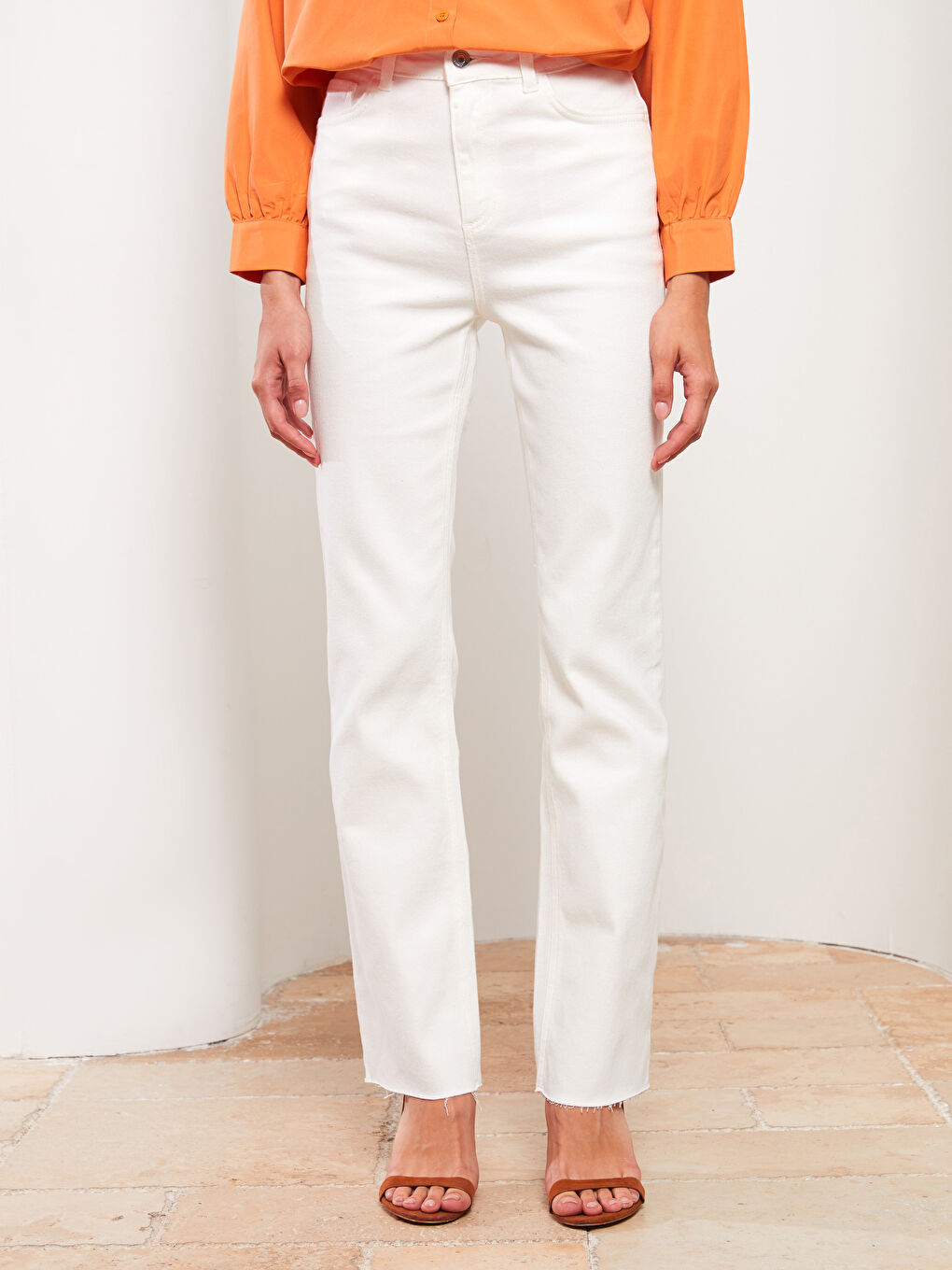 Beyaz Straight Fit Kadın Jean Pantolon-3