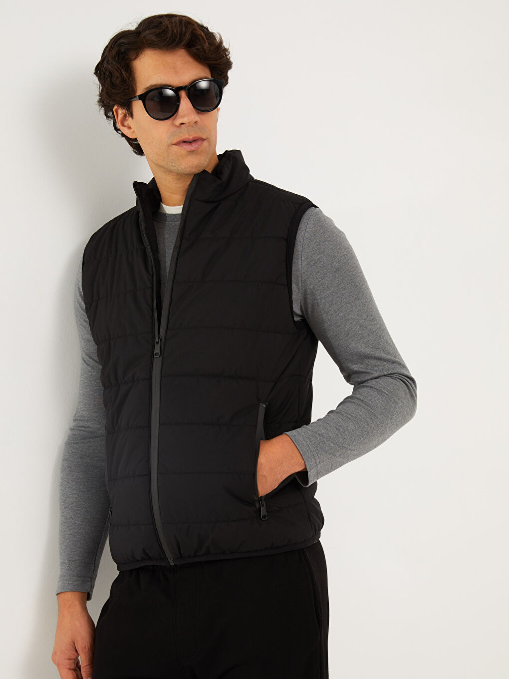 Siyah Standart Kalıp Dik Yaka Erkek Yelek