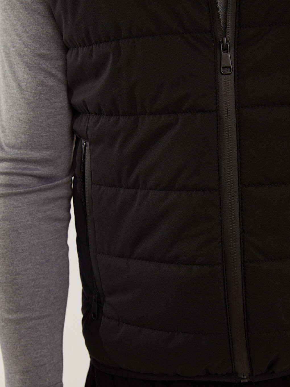 Siyah Standart Kalıp Dik Yaka Erkek Yelek-2