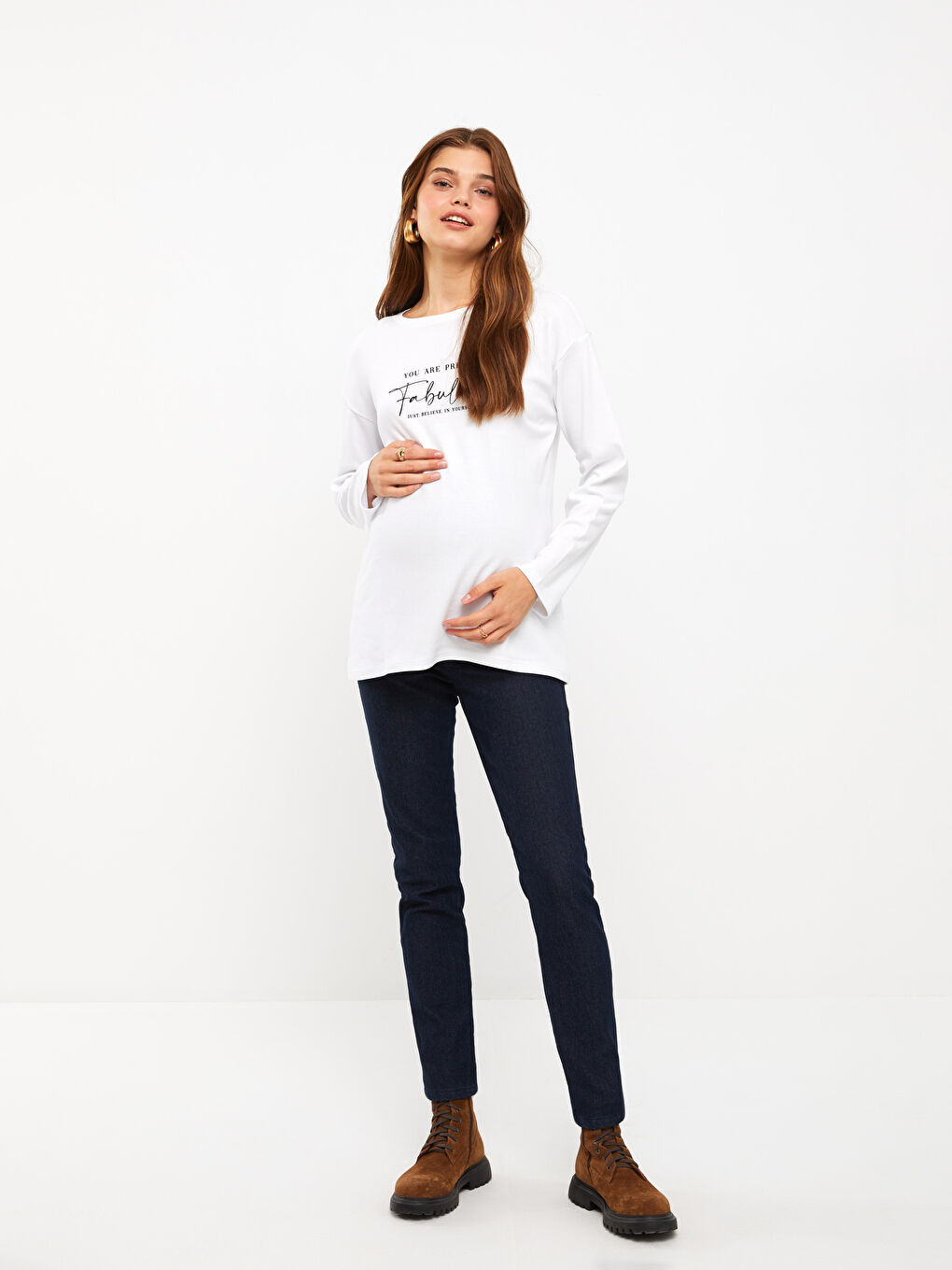 LCWAIKIKI Maternity Crew Neck Printed Long Sleeve Maternity T-shirt -W2FP81Z8-Q6K