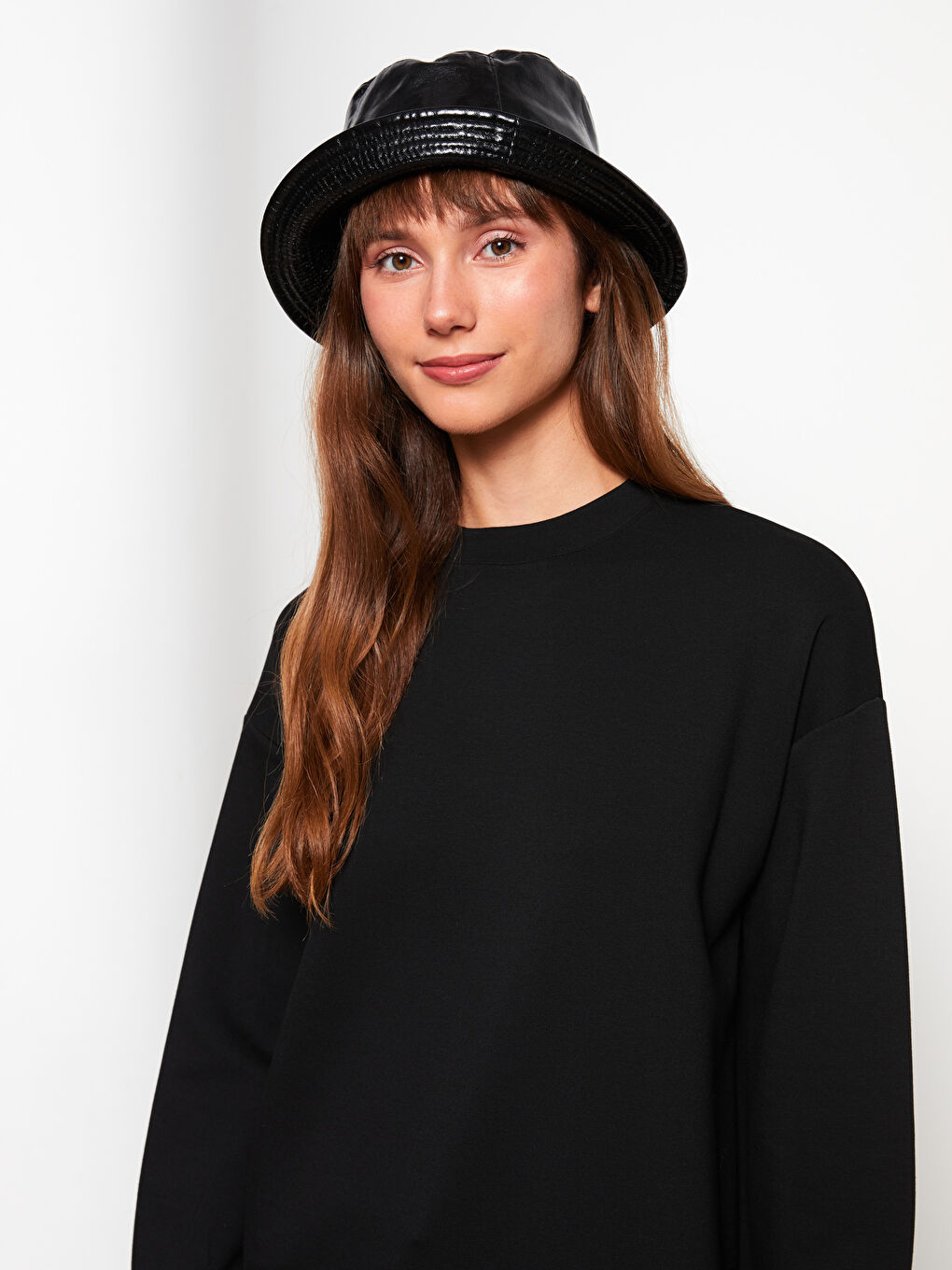 Siyah Bisiklet Yaka Düz Uzun Kollu Oversize Kadın Tunik