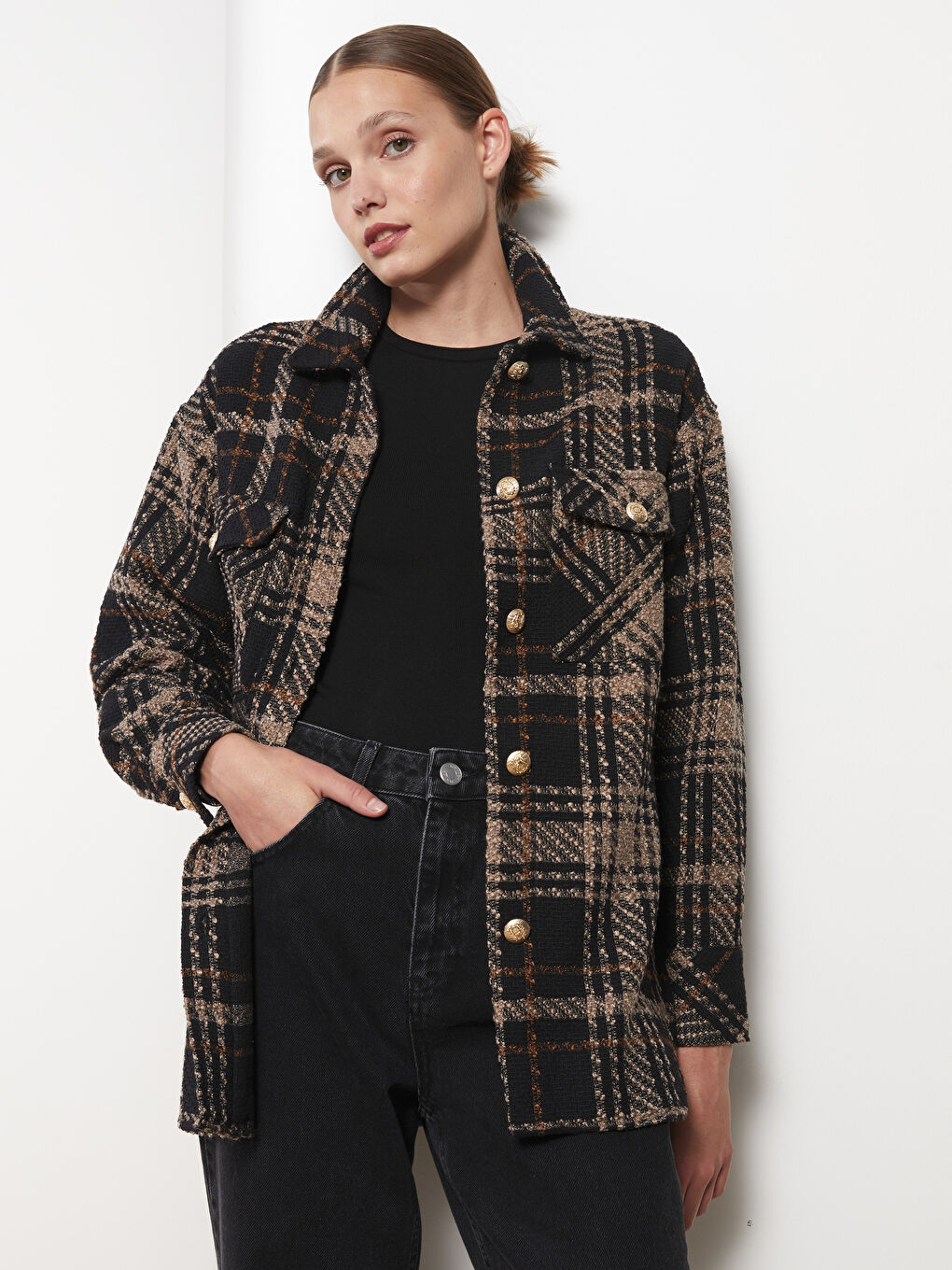 Siyah Önden Düğme Kapamalı Ekose Uzun Kollu Kadın Tüvit Gömlek Ceket-1
