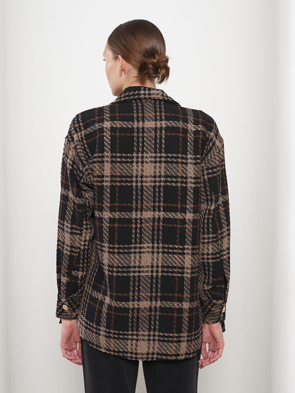 Siyah Önden Düğme Kapamalı Ekose Uzun Kollu Kadın Tüvit Gömlek Ceket-4