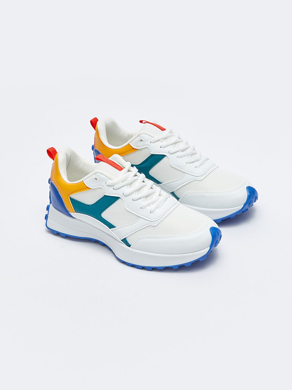 Әйелдерге арналған түрлі-түсті баулы кроссовкалар