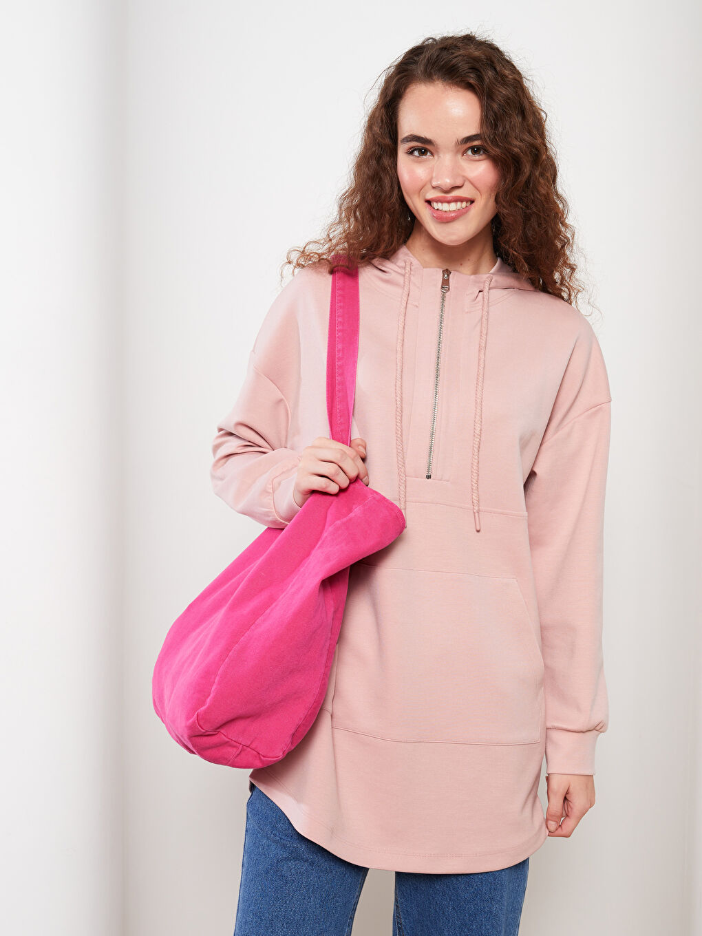 LCW Modest Pembe Kapüşonlu Düz Uzun Kollu Oversize Kadın Tunik