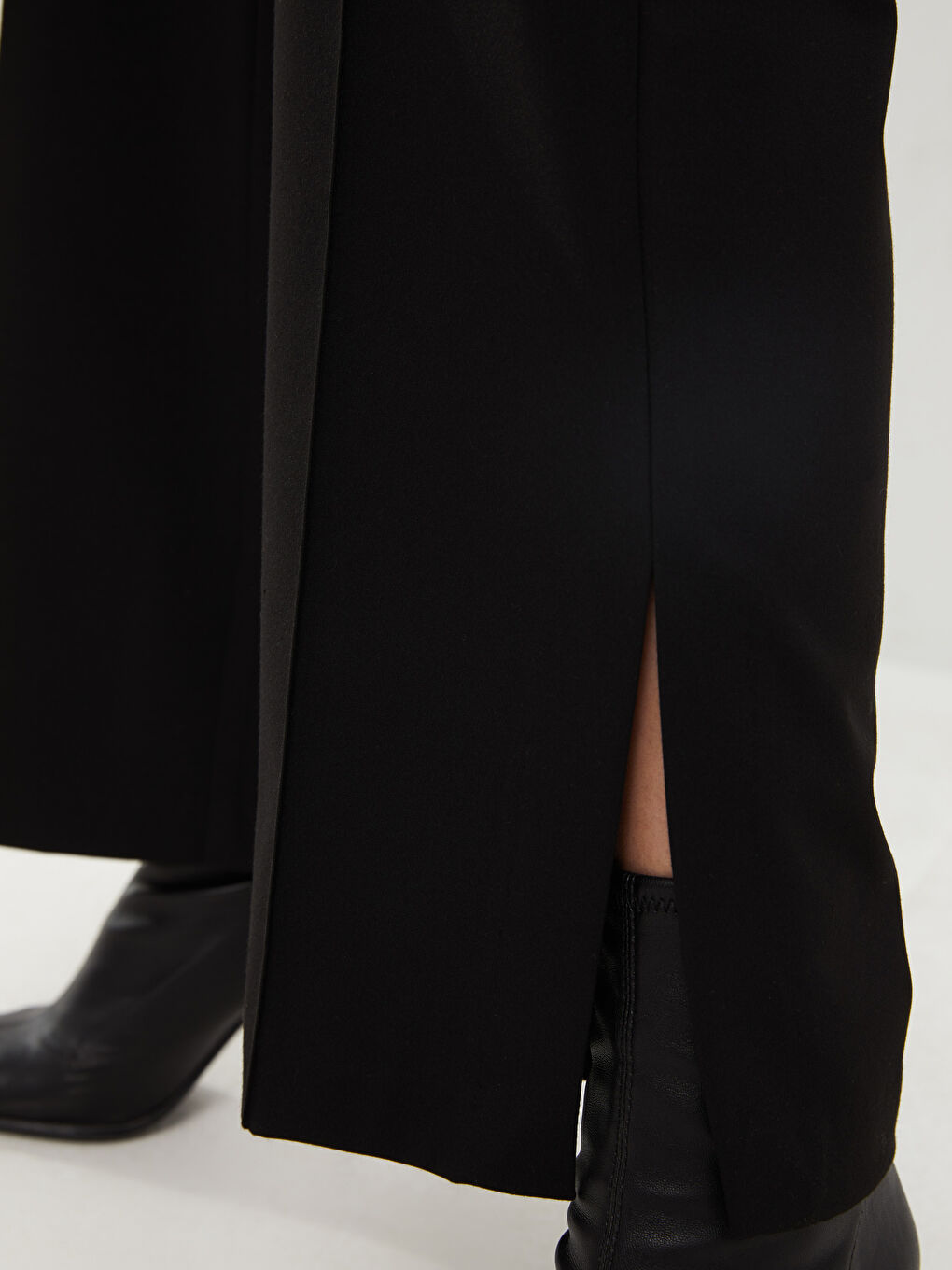 Siyah Kadın Rahat Kalıp Düz Pantolon-2