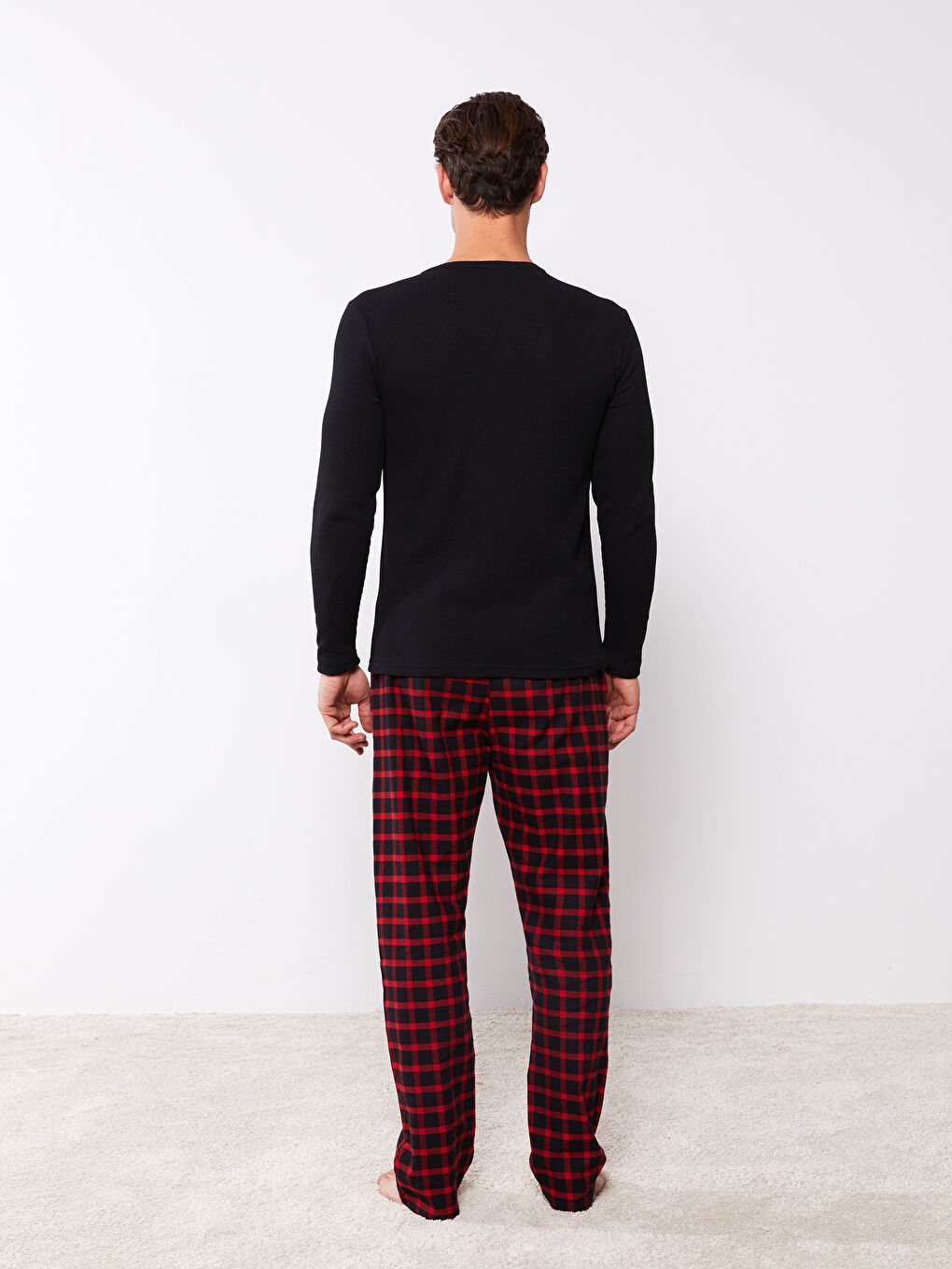 LC WAIKIKI Regular Fit Plaid Men's Pyjama Set -W2FQ66Z8-RQN