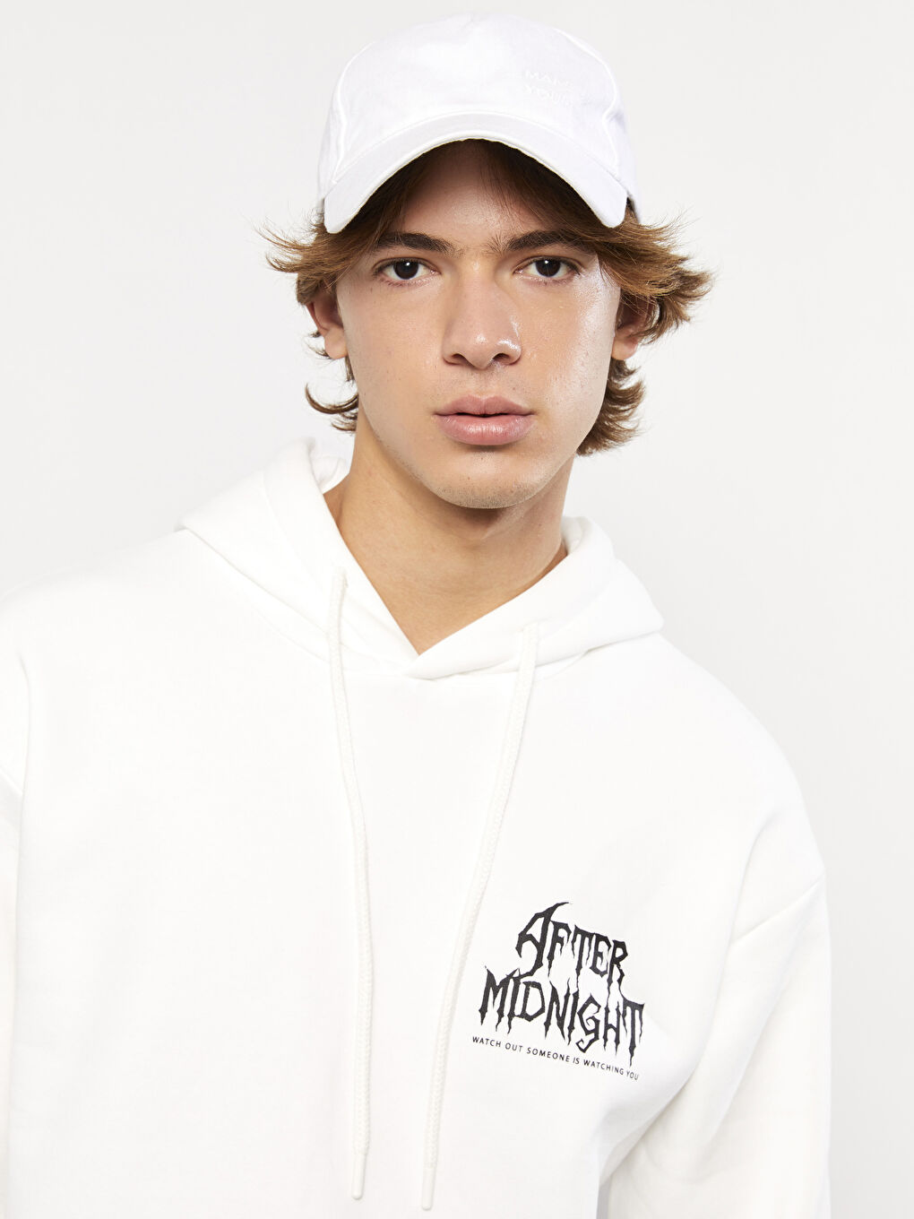 Beyaz Uzun Kollu Baskılı Erkek Kalın Hoodie-3