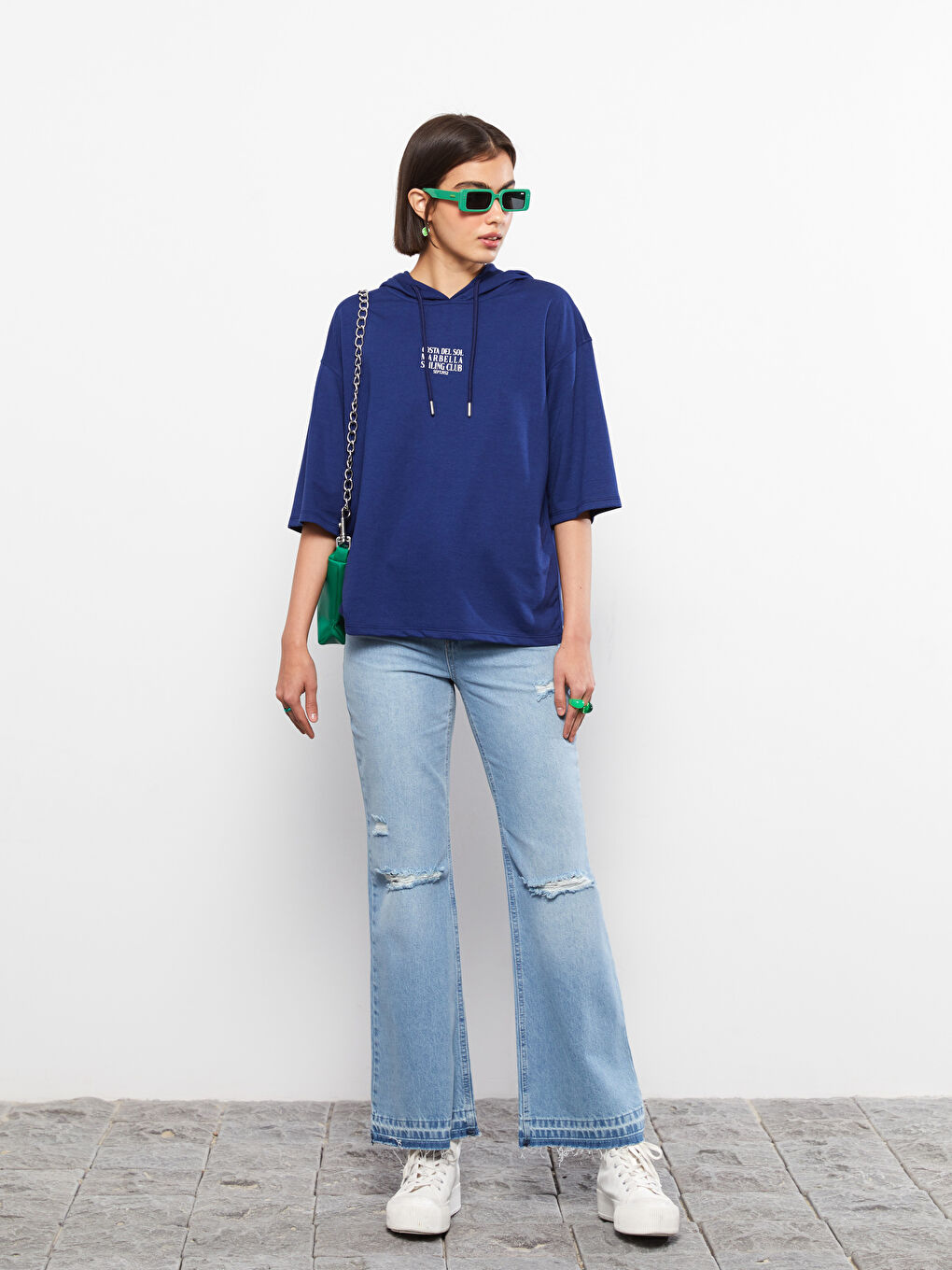 Тениска за Жени с Качулка и Щампа с Къс Ръкав