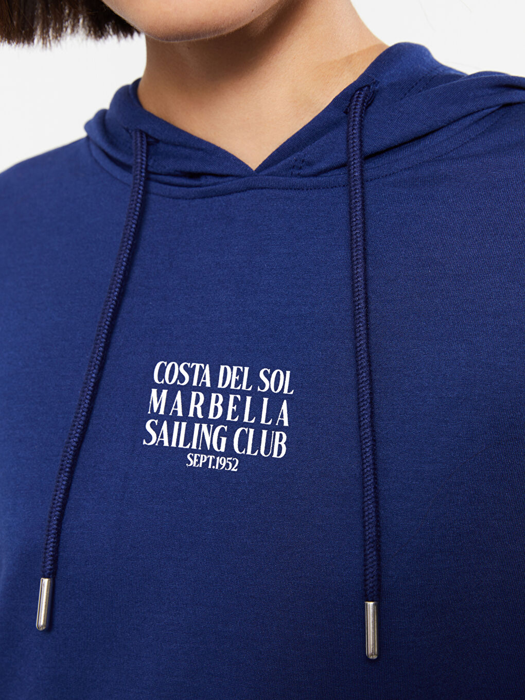 Тениска за Жени с Качулка и Щампа с Къс Ръкав-3