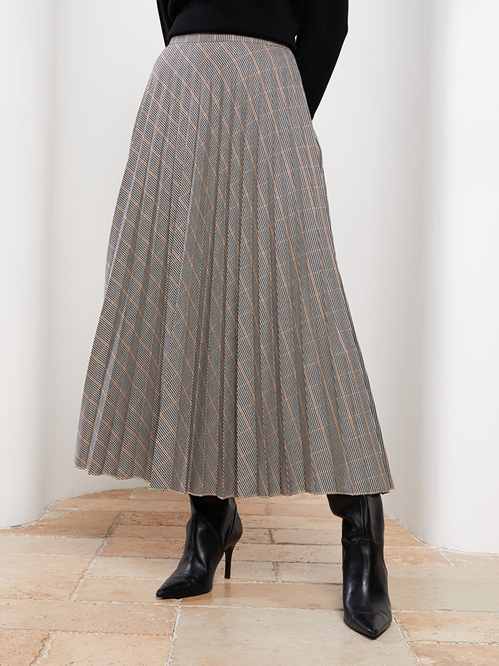 Kahverengi Beli Fermuarlı Ekose Kadın Pileli Etek-2