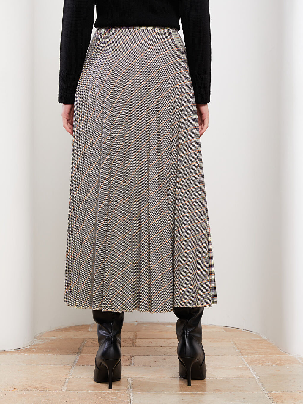 Kahverengi Beli Fermuarlı Ekose Kadın Pileli Etek-3