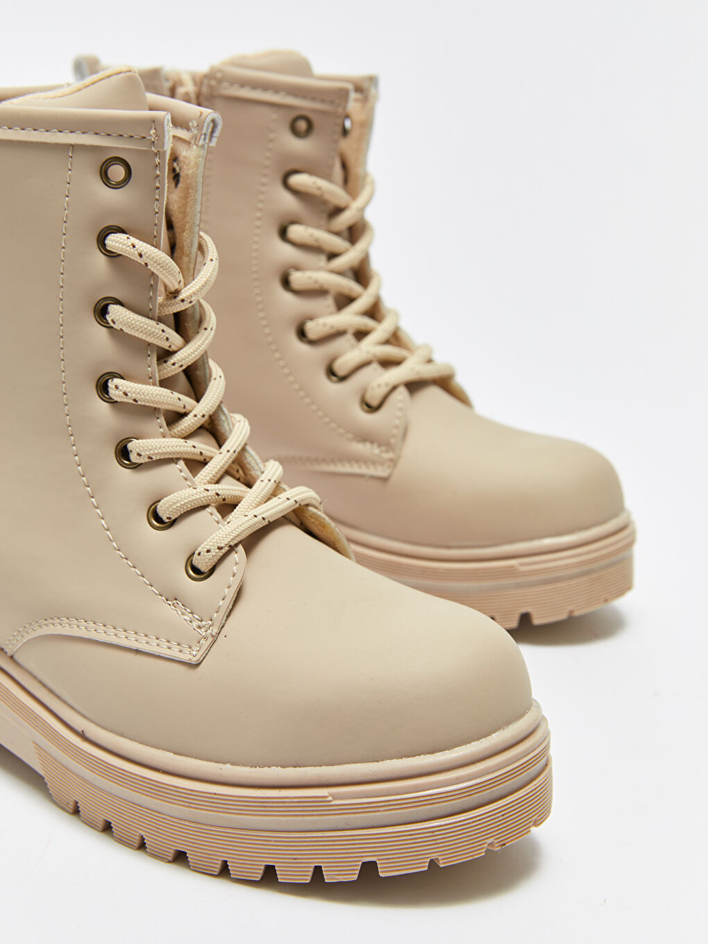 Kahverengi Deri Görünümlü Fermuarlı Kız Çocuk Bot-2